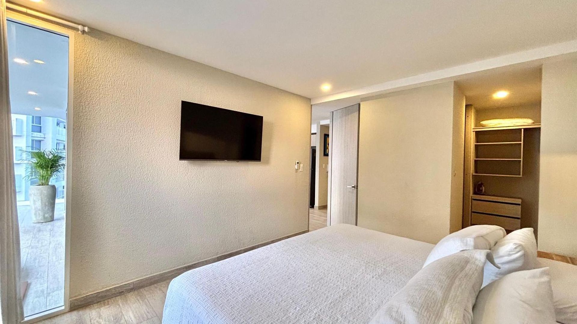 Caribbean Luxury 2br 2bth Gem With Sea Views, Hot Water And Private Jacuzzi On Balcony * Cartagena