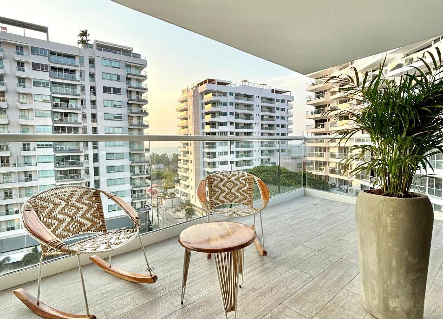 Caribbean Luxury 2br 2bth Gem With Sea Views, Hot Water And Private Jacuzzi On Balcony Apartamento *