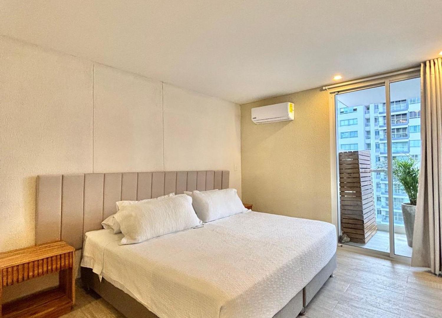 Caribbean Luxury 2br 2bth Gem With Sea Views, Hot Water And Private Jacuzzi On Balcony Apartamento