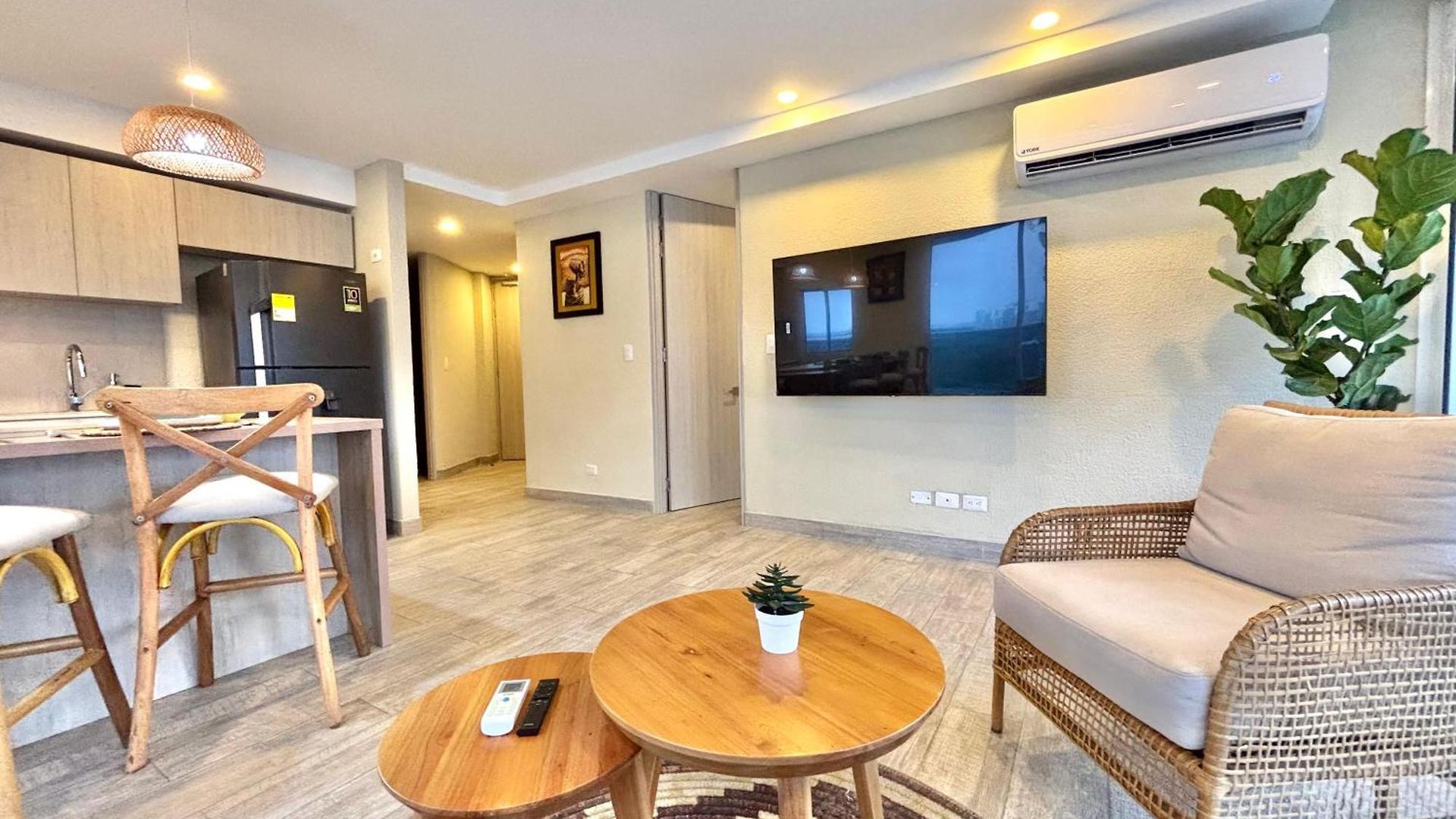 Caribbean Luxury 2br 2bth Gem With Sea Views, Hot Water And Private Jacuzzi On Balcony Apartamento