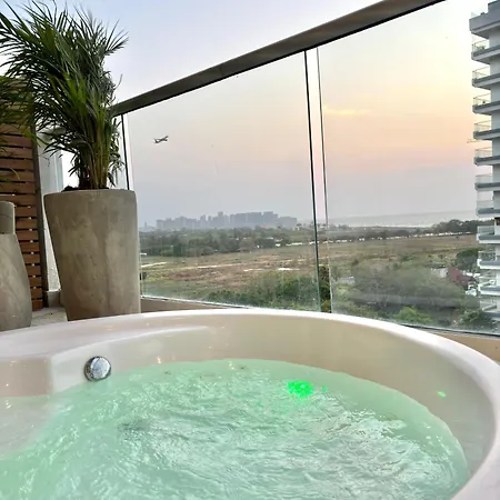 Caribbean Luxury 2br 2bth Gem With Sea Views, Hot Water And Private Jacuzzi On Balcony * Cartagena