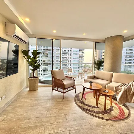 Caribbean Luxury 2br 2bth Gem With Sea Views, Hot Water And Private Jacuzzi On Balcony Cartagena