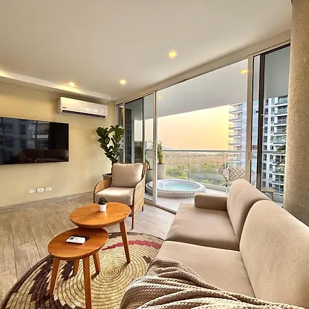 Caribbean Luxury 2br 2bth Gem With Sea Views, Hot Water And Private Jacuzzi On Balcony Cartagena